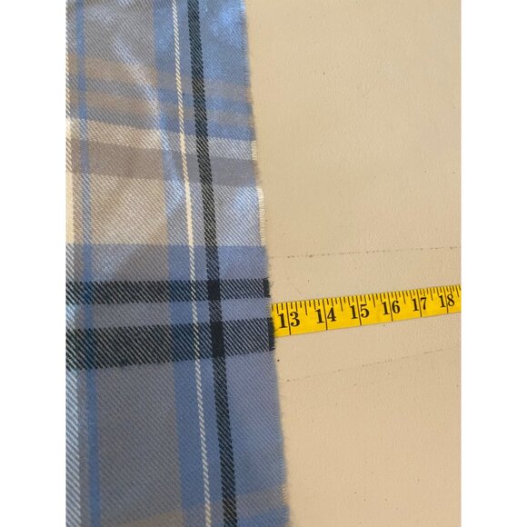 100% Cashmere Scarf Hand Tailored Blue & Gray Plaid 66" x 12" - Picture 5 of 5